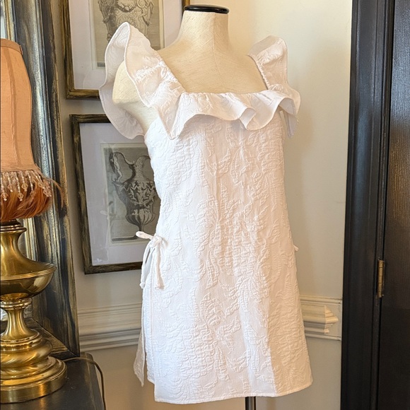 Lilly Pulitzer Dresses & Skirts - Lilly Pulitzer Ivory Ruffled Strap Mini romper